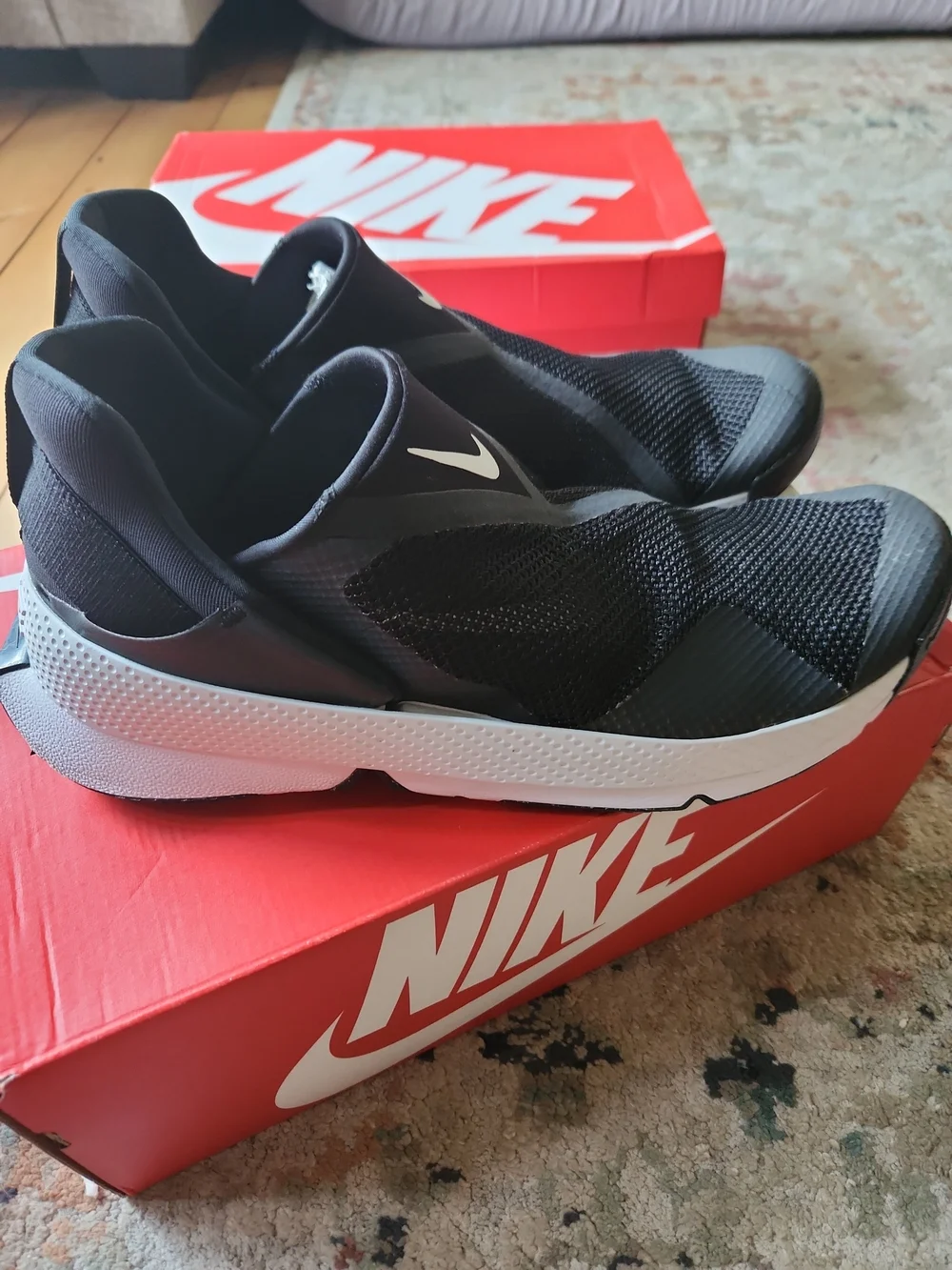 Size 14 - Nike GO FlyEase Black White With Box DR5540 002 Women's 15.5